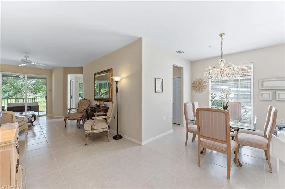 2190 Arielle Drive #901 Naples, FL 34109