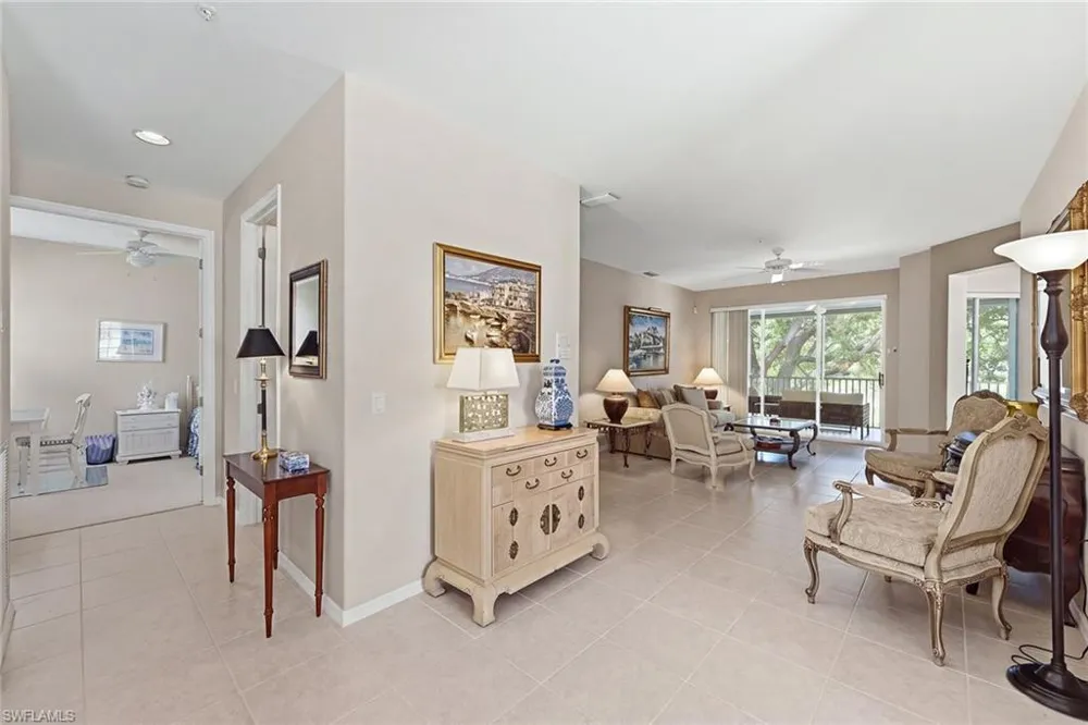 2190 Arielle Drive #901 Naples, FL 34109