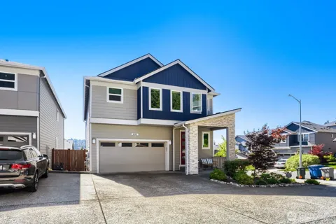 3932 242nd Street SE