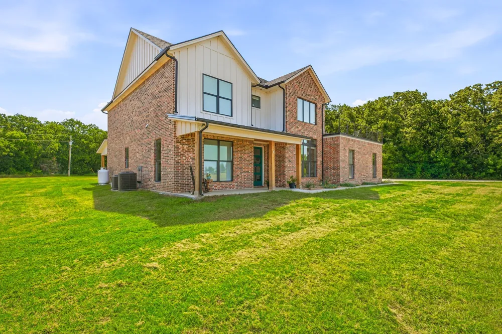 3685 Farm Road 205 Stephenville, TX 76401
