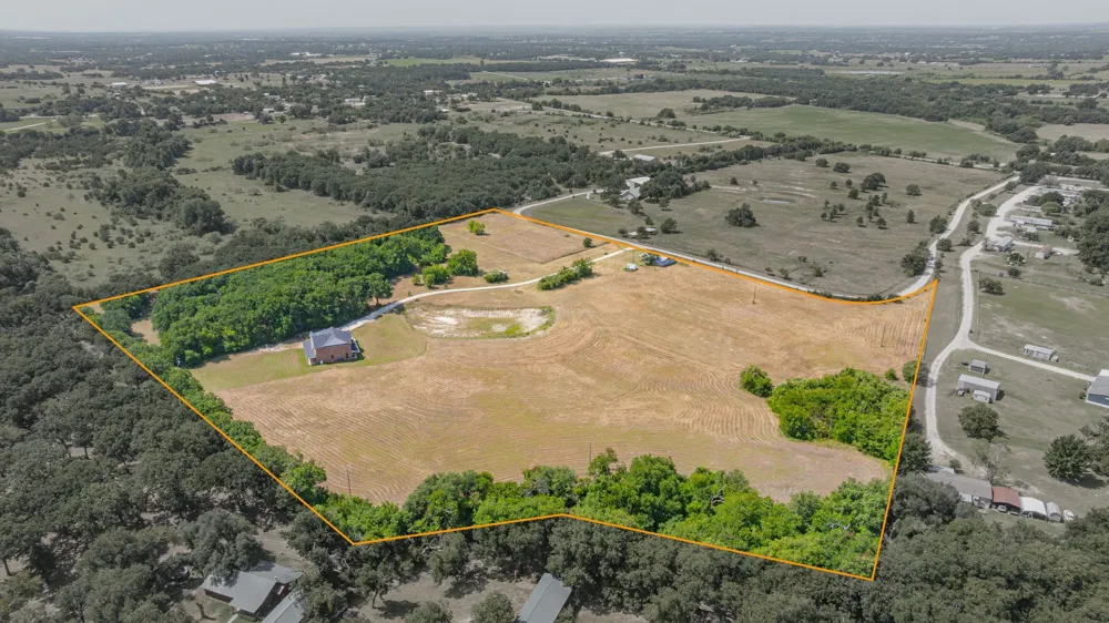 3685 Farm Road 205 Stephenville, TX 76401