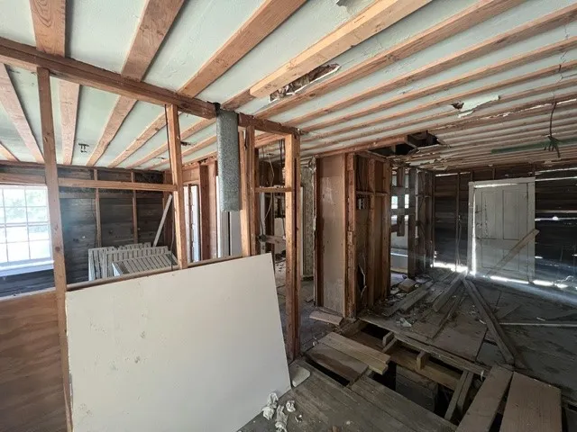 1103 Pine Street Bonham, TX 75418