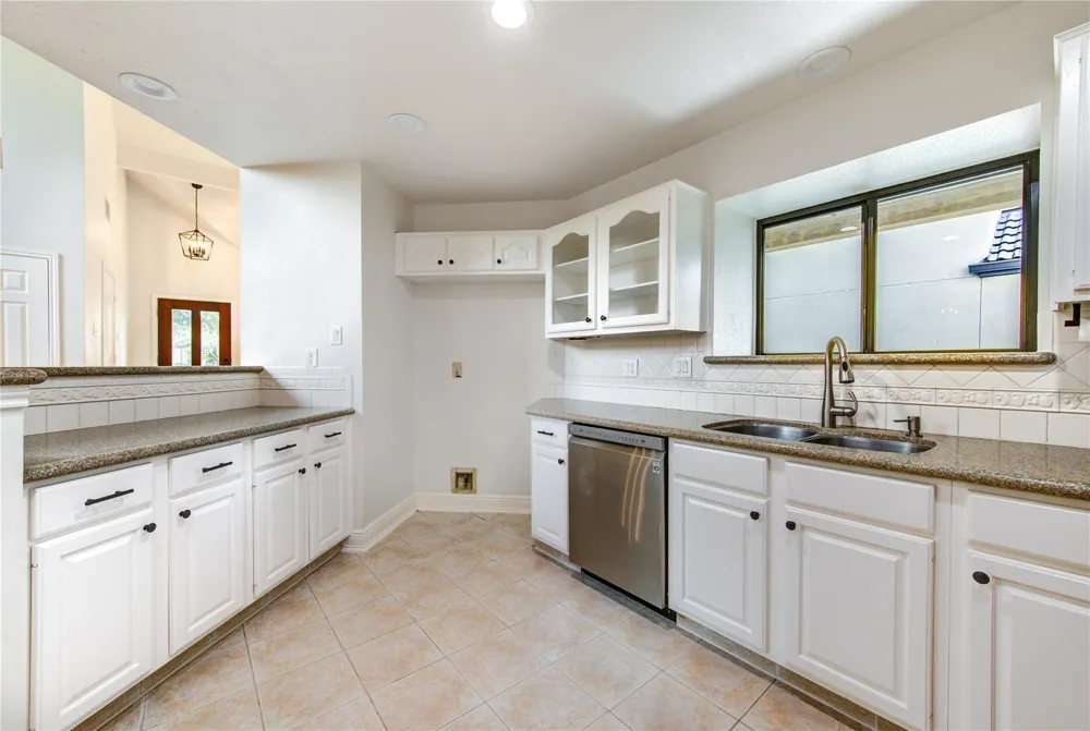 12311 Brighton Lane Meadows Place, TX 77477