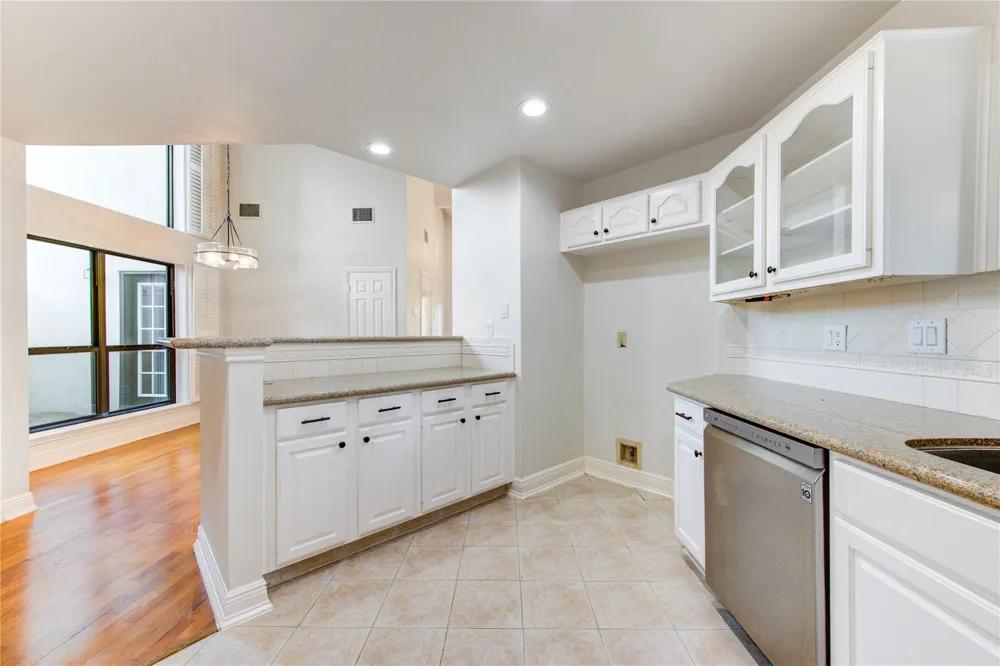 12311 Brighton Lane Meadows Place, TX 77477