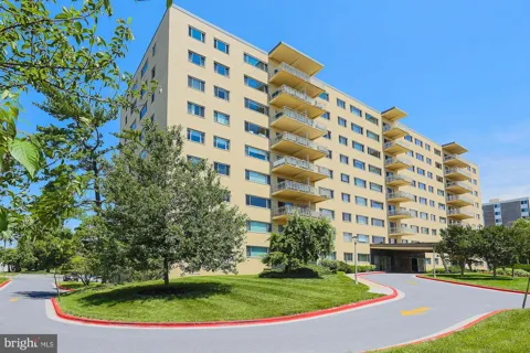 7121 PARK HEIGHTS AVENUE #401
