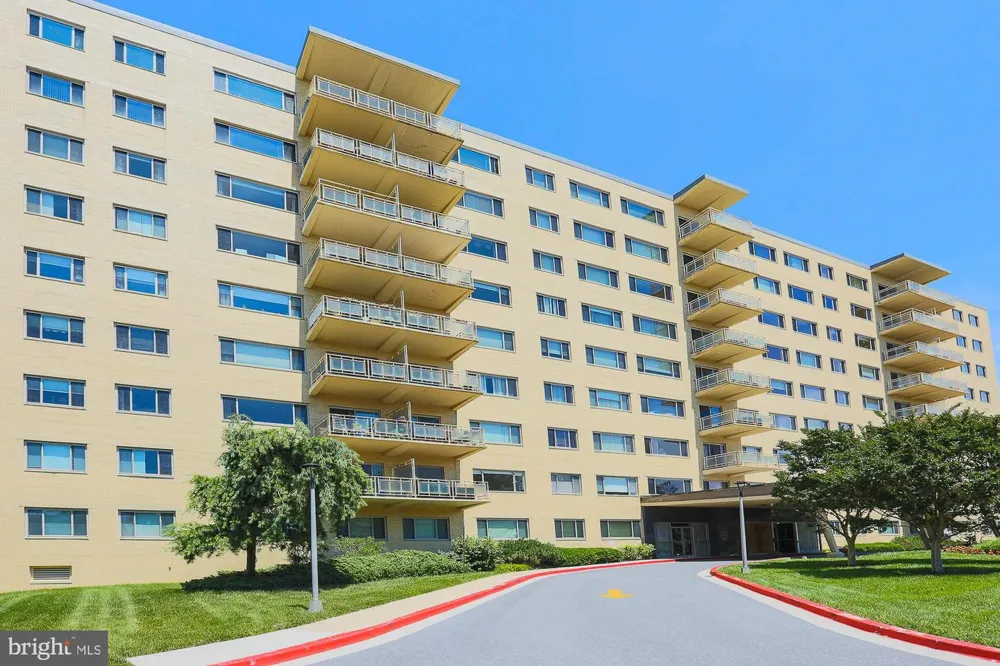7121 PARK HEIGHTS AVENUE #401 Baltimore, MD 21215