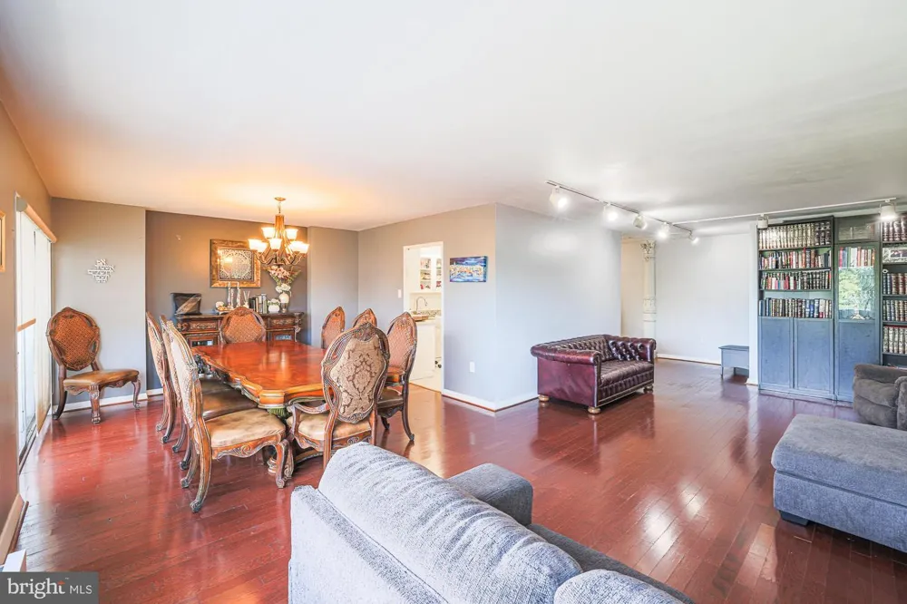 7121 PARK HEIGHTS AVENUE #401 Baltimore, MD 21215