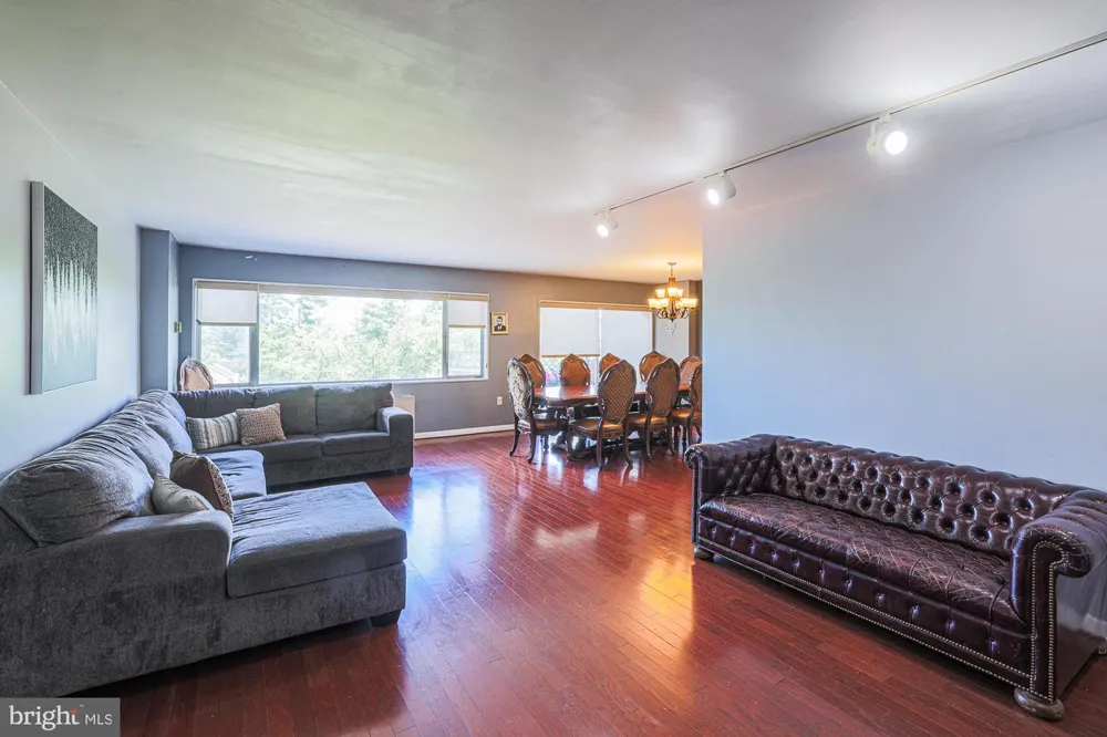 7121 PARK HEIGHTS AVENUE #401 Baltimore, MD 21215
