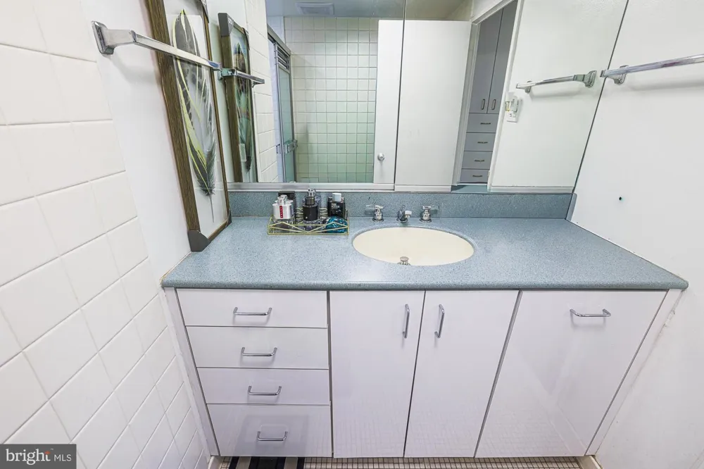 7121 PARK HEIGHTS AVENUE #401 Baltimore, MD 21215