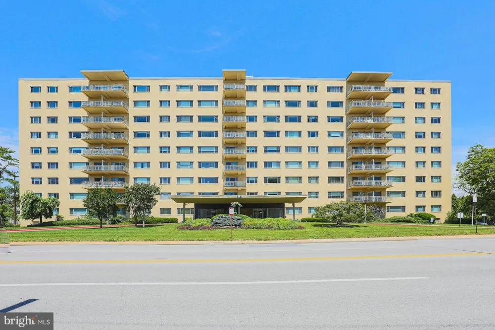 7121 PARK HEIGHTS AVENUE #401 Baltimore, MD 21215