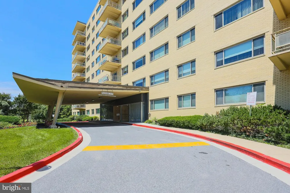 7121 PARK HEIGHTS AVENUE #401 Baltimore, MD 21215