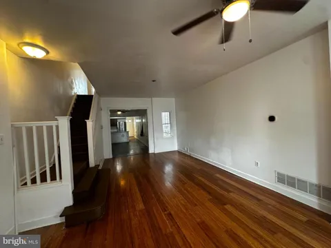 1813 GRATZ STREET