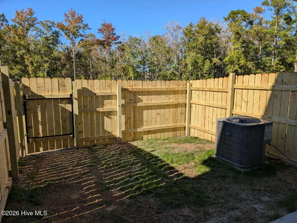 160 Loren Road Hubert, NC 28539
