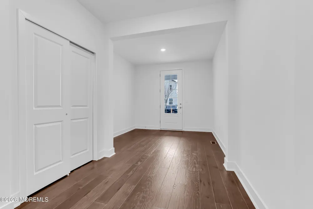 163 Woolley Court Oakhurst, NJ 07755