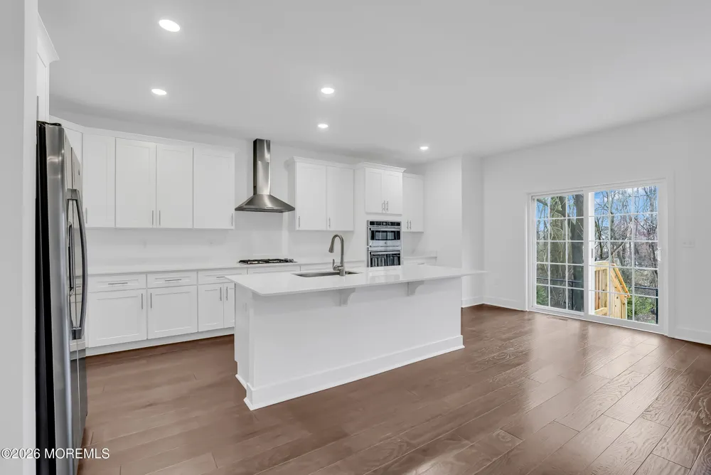 163 Woolley Court Oakhurst, NJ 07755