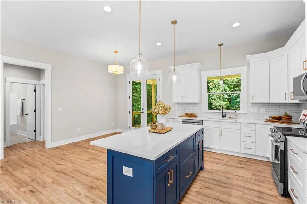 1807 Bramblewood Trail Pfafftown, NC 27040