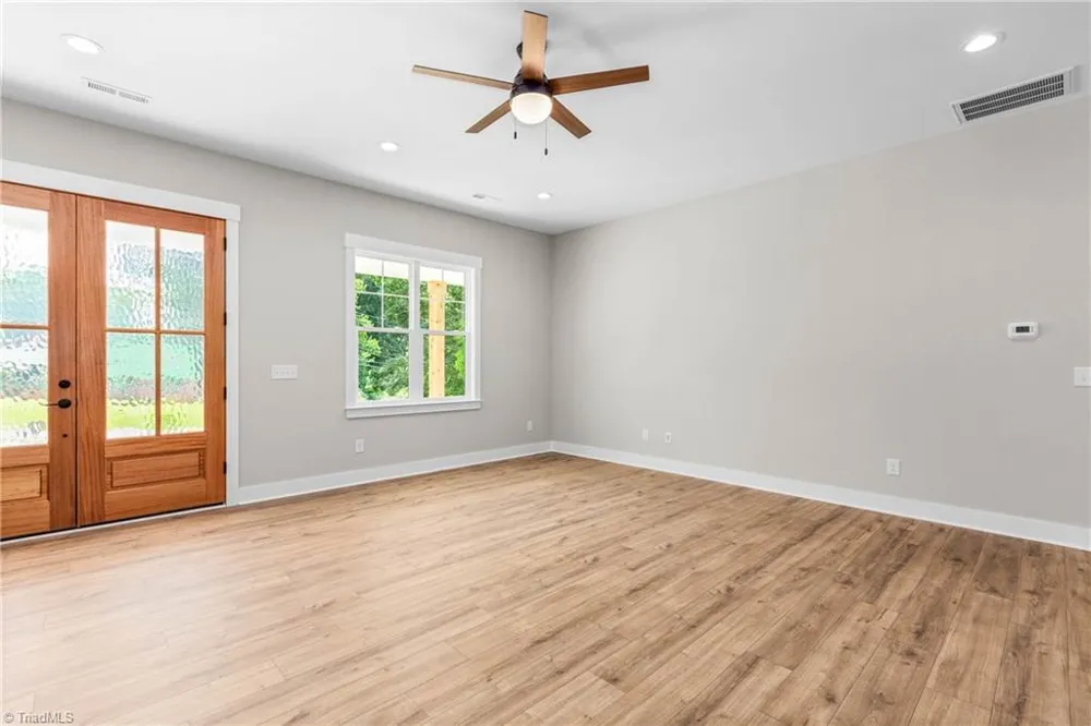 1807 Bramblewood Trail Pfafftown, NC 27040