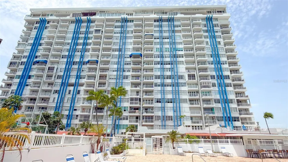 5349 AVE. ISLA VERDE #601 Carolina, PR 00979