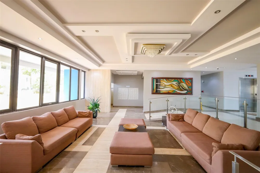 5349 AVE. ISLA VERDE #601 Carolina, PR 00979
