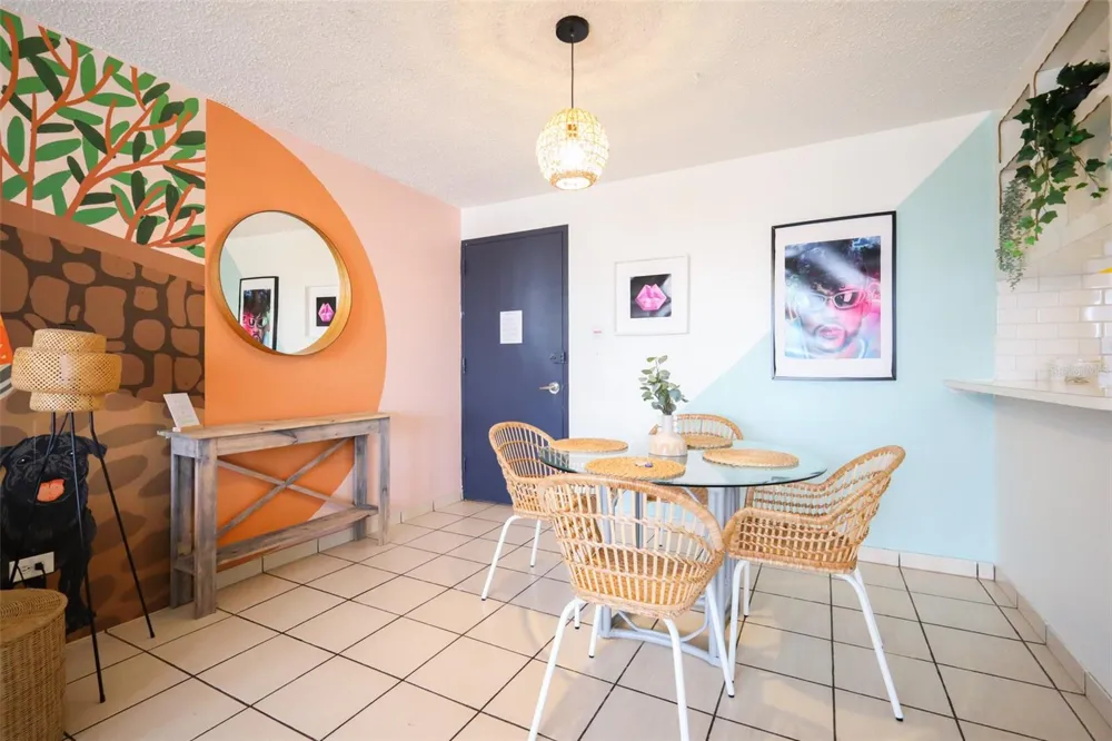 5349 AVE. ISLA VERDE #601 Carolina, PR 00979