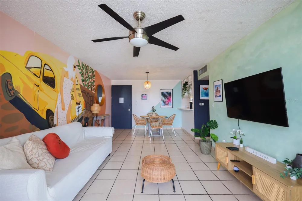 5349 AVE. ISLA VERDE #601 Carolina, PR 00979