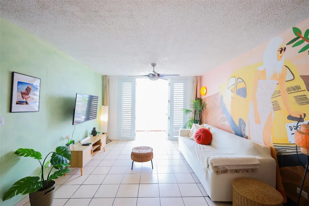 5349 AVE. ISLA VERDE #601 Carolina, PR 00979