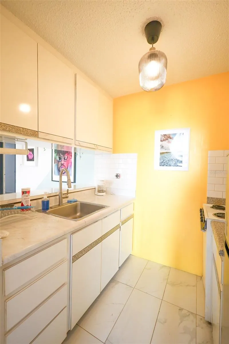 5349 AVE. ISLA VERDE #601 Carolina, PR 00979