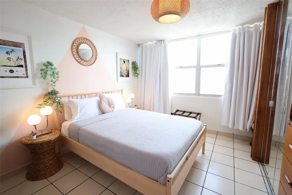5349 AVE. ISLA VERDE #601 Carolina, PR 00979
