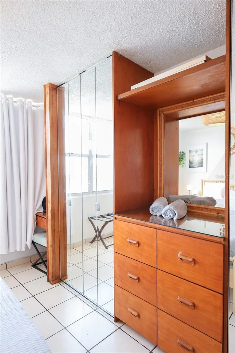 5349 AVE. ISLA VERDE #601 Carolina, PR 00979