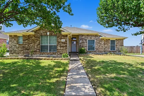 1302 Buckingham Drive