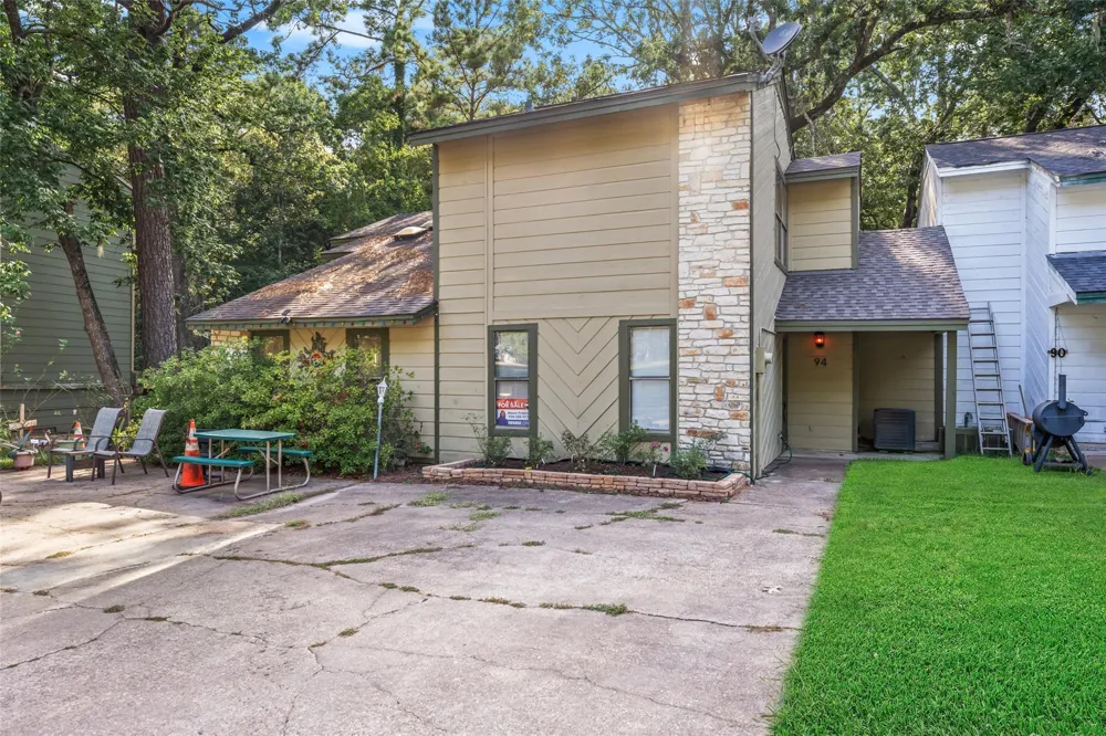 94 Villa Way Coldspring, TX 77331