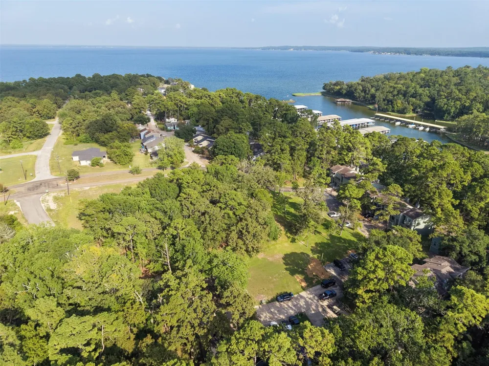94 Villa Way Coldspring, TX 77331
