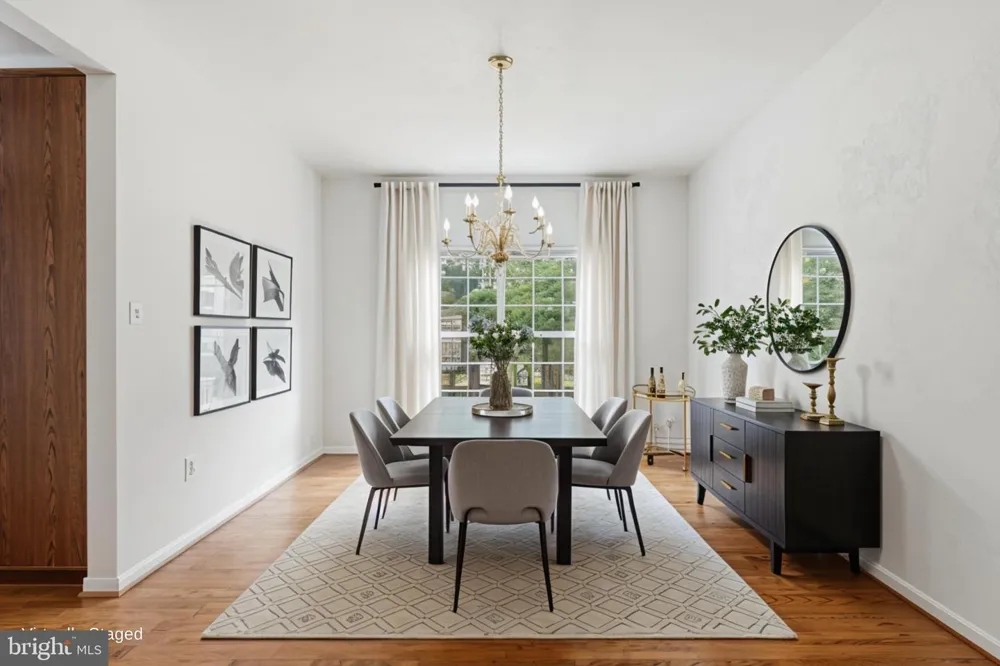 9121 DARTFORD PLACE Bristow, VA 20136