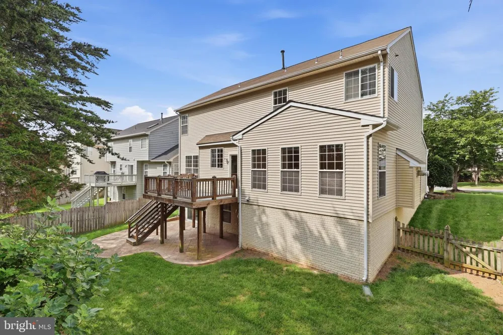 9121 DARTFORD PLACE Bristow, VA 20136