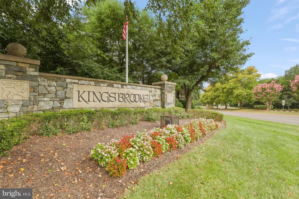 9121 DARTFORD PLACE Bristow, VA 20136