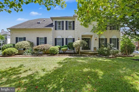 202 CASCADES COURT