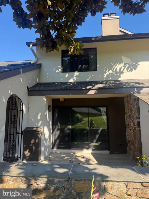 14 OAK KNOLL DRIVE