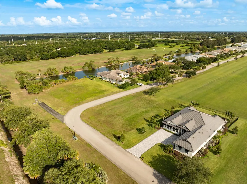 7625 Polo Grounds Lane Vero Beach, FL 32966