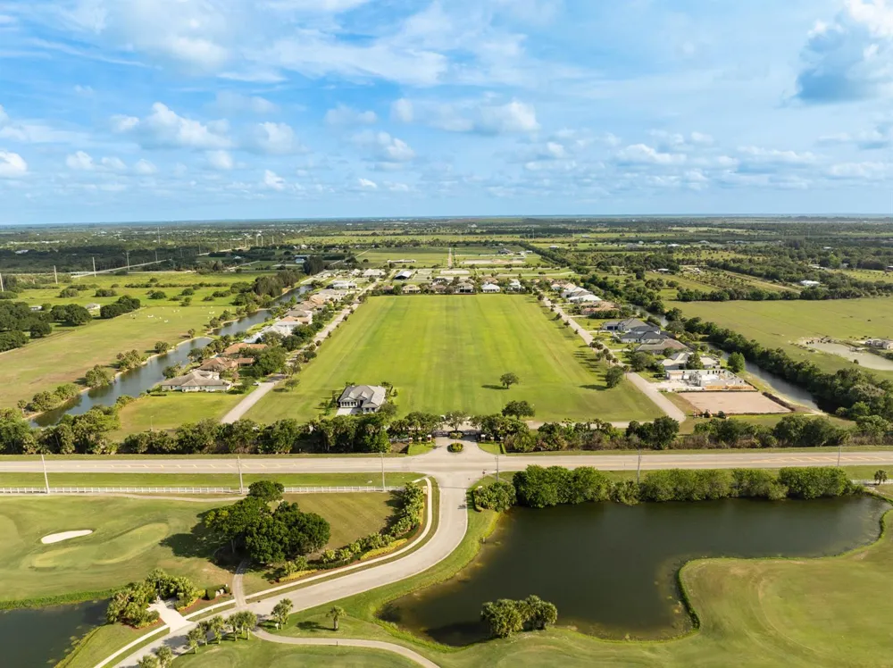 7625 Polo Grounds Lane Vero Beach, FL 32966