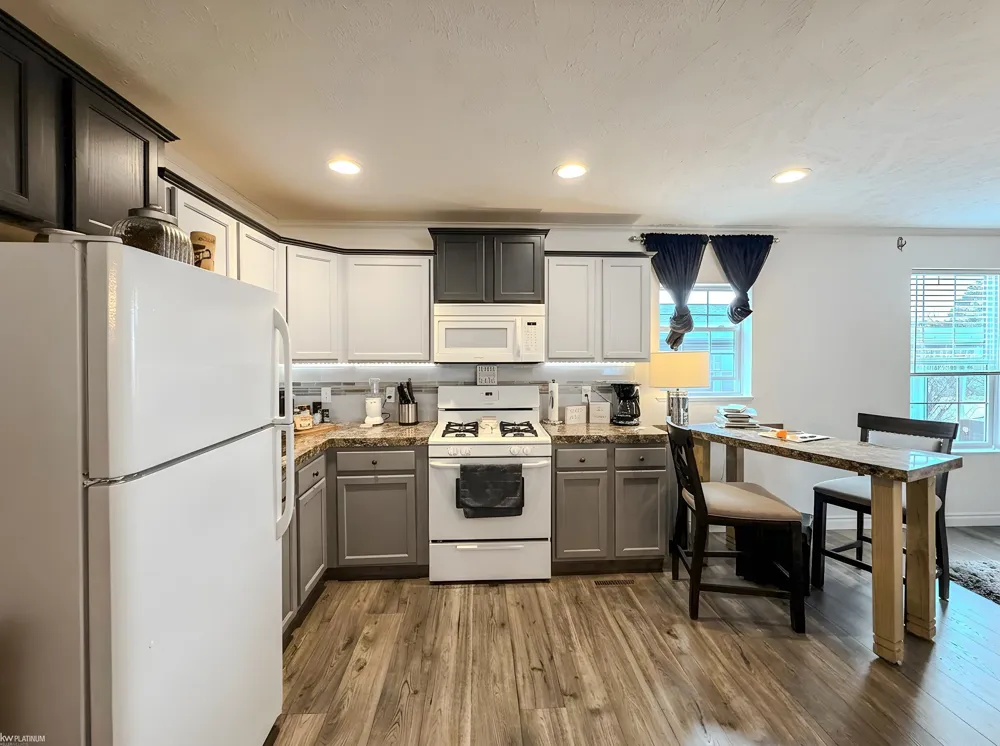 50214 Ambleside Court Shelby Charter Township, MI 48315