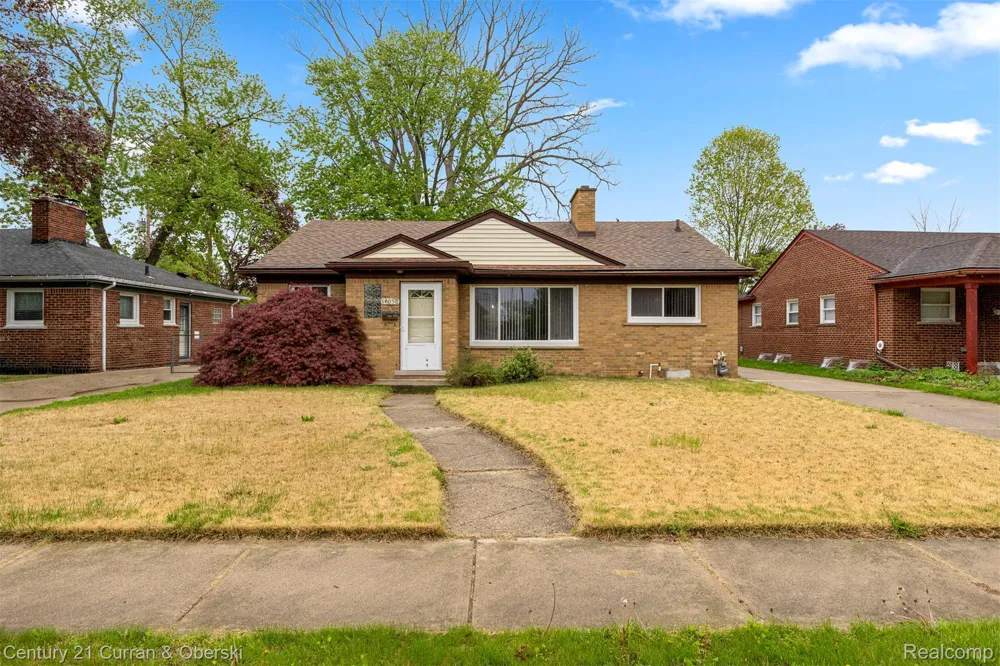 14050 Garfield Redford Charter Township, MI 48239