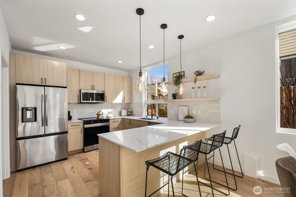 520 102nd Street Seattle, WA 98133
