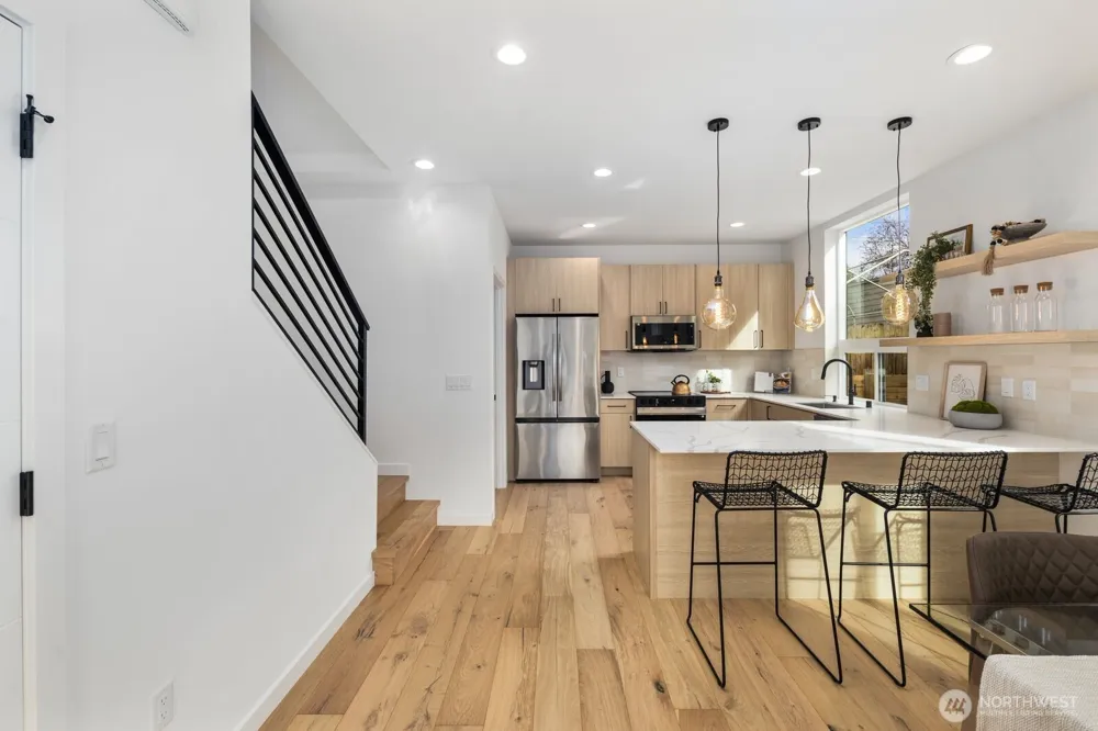 520 102nd Street Seattle, WA 98133