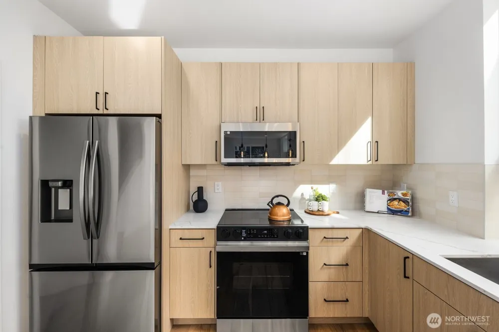 520 102nd Street Seattle, WA 98133
