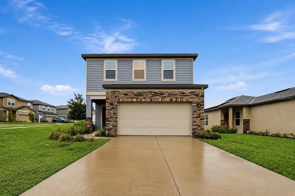 2270 HEMINGWAY CIRCLE Groveland, FL 34736