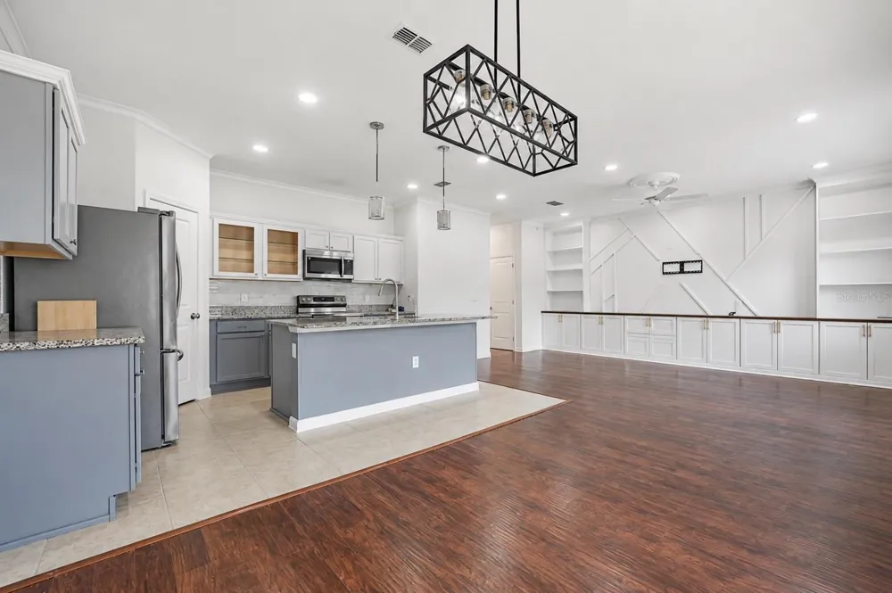 2270 HEMINGWAY CIRCLE Groveland, FL 34736