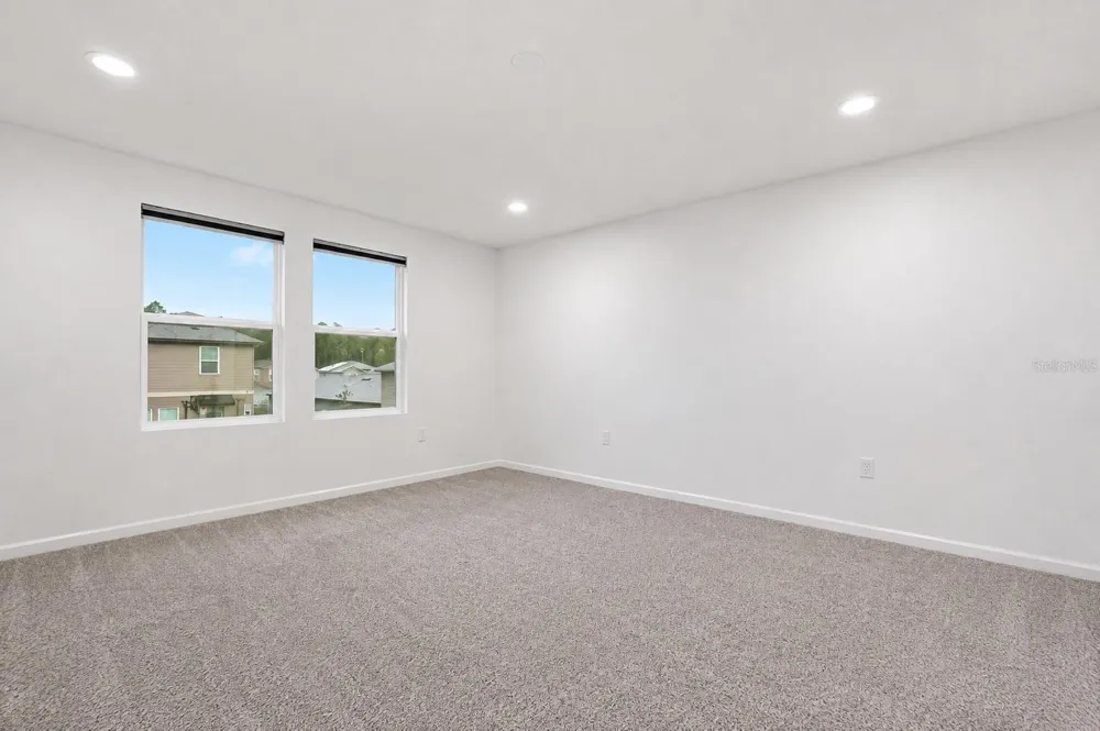 2270 HEMINGWAY CIRCLE Groveland, FL 34736