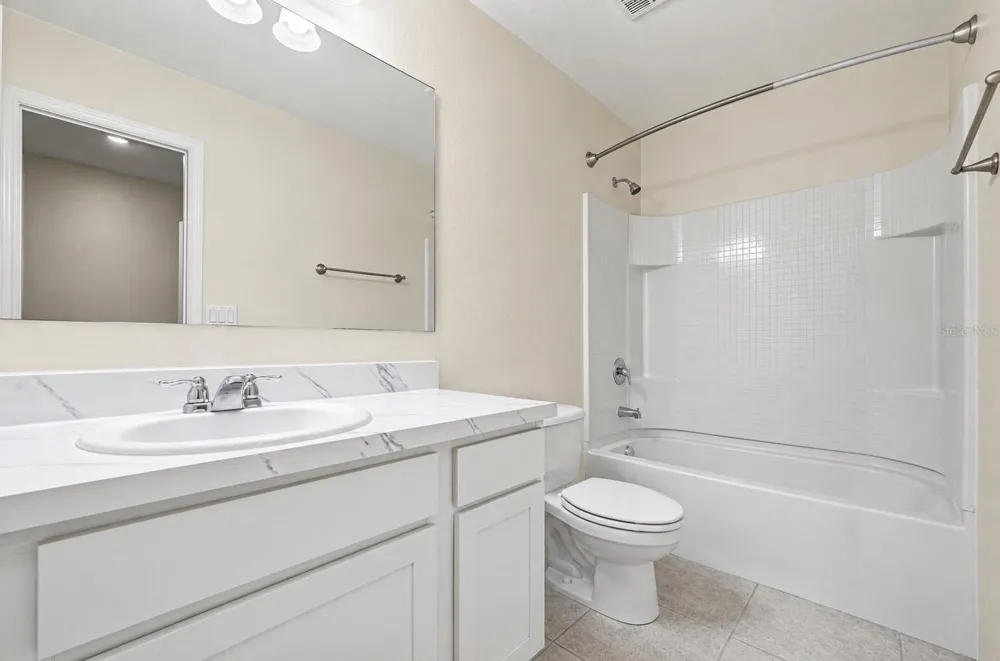 2270 HEMINGWAY CIRCLE Groveland, FL 34736