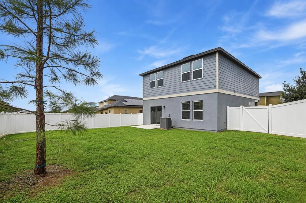 2270 HEMINGWAY CIRCLE Groveland, FL 34736