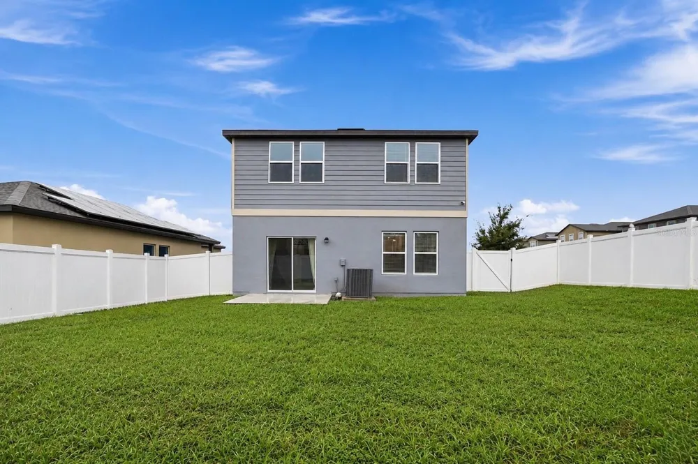 2270 HEMINGWAY CIRCLE Groveland, FL 34736